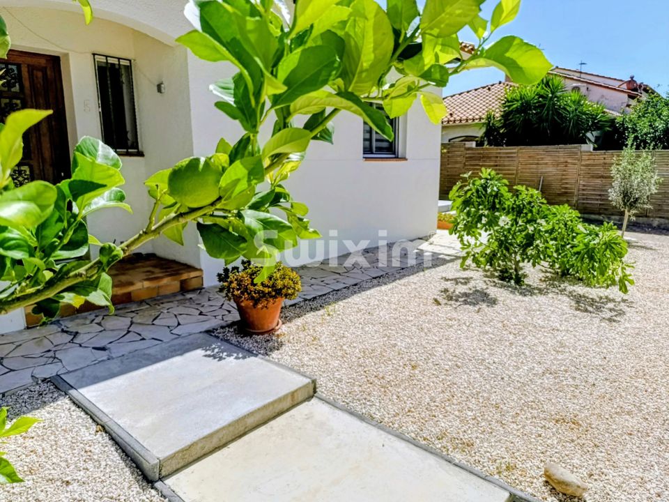 Villa a Perpignan, Pyrenees-Orientales - foto 1