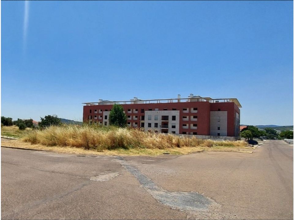 Helårsgrund i Elvas, Portalegre - foto 1