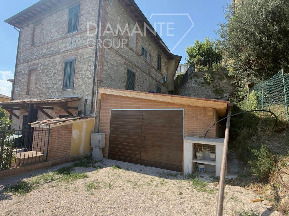 Garatge a Castiglione del Lago, Perugia - foto 4