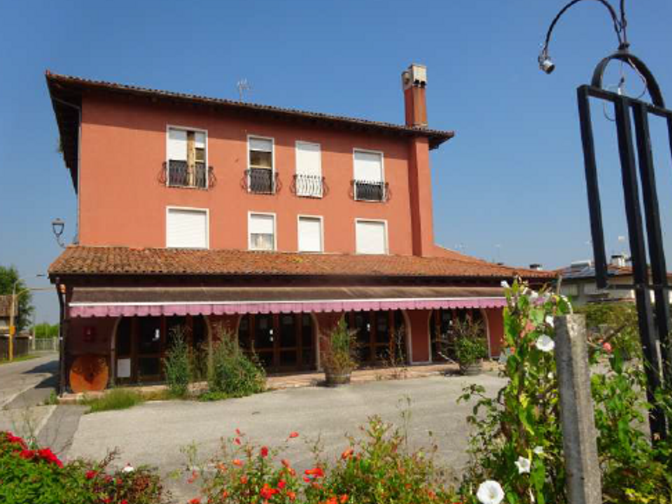Commercieel vastgoed in Fossalta di Portogruaro, Venice - foto 2