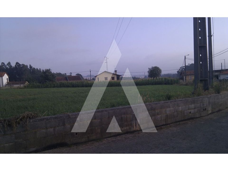 Helårsgrund i Oliveira de Azemeis, Aveiro - foto 1