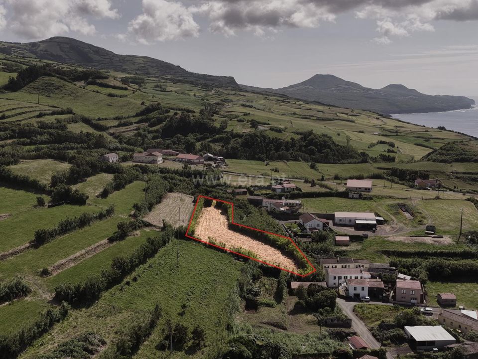 Helårsgrund i Horta, Faial - foto 4