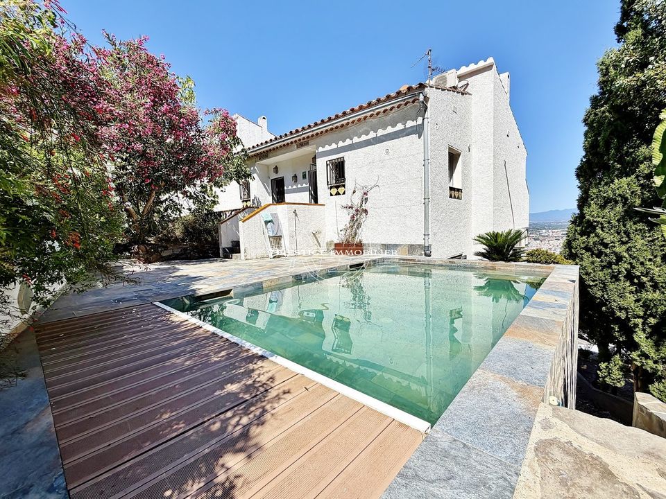 Villa in Roses, Gerona - foto 1