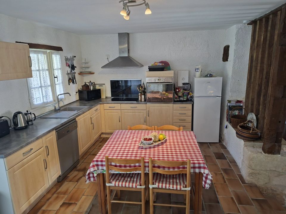 Dorpshuis in Saint-Privat-Des-Pres, Dordogne - foto 4