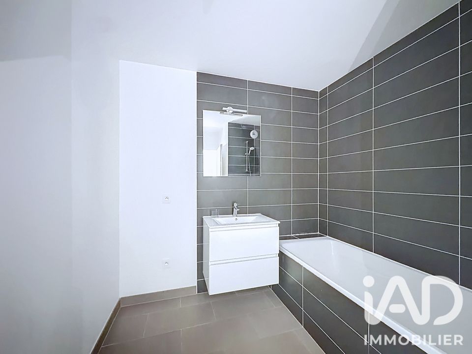 Apartment in Châtillon, Hauts-de-Seine - photo 3