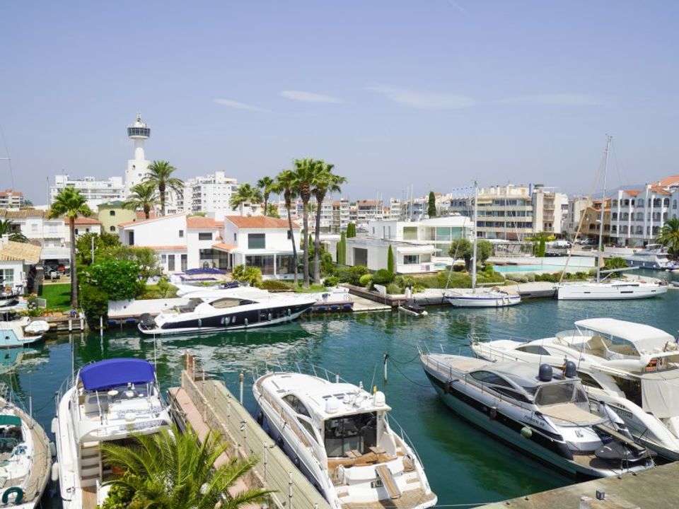Villa i Empuriabrava, Gerona - foto 2