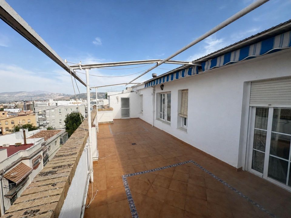 Ático en Jaen, Jaen - foto 2