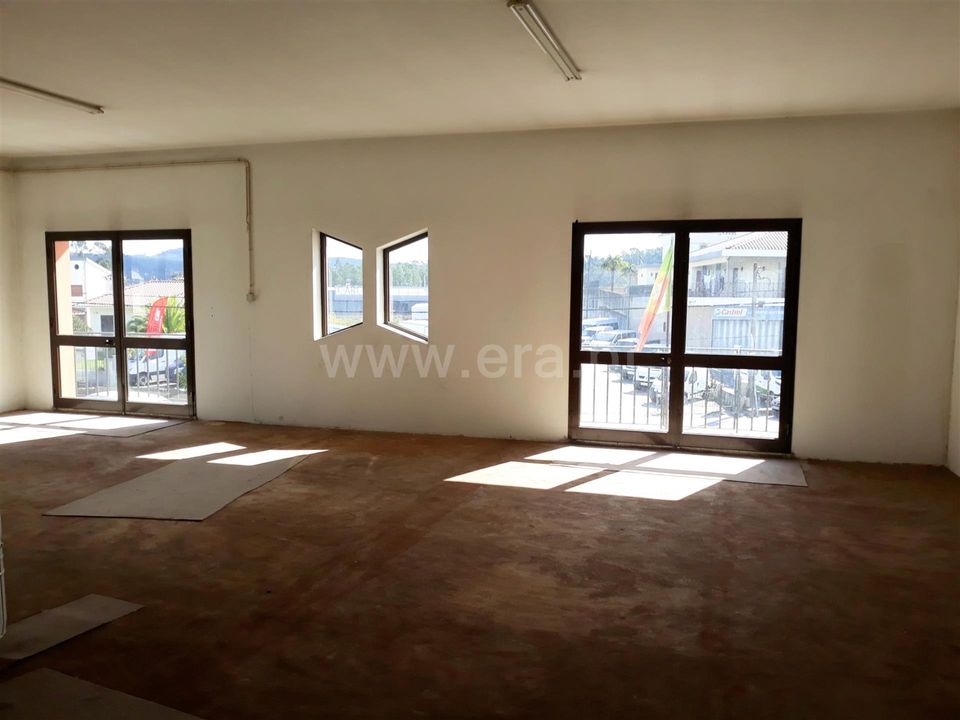 Erhvervsejendom i Barcelos, Braga - foto 1