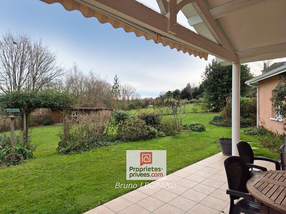 Villa i Saint-Pe-de-Leren, Pyrenees-Atlantiques - foto 1
