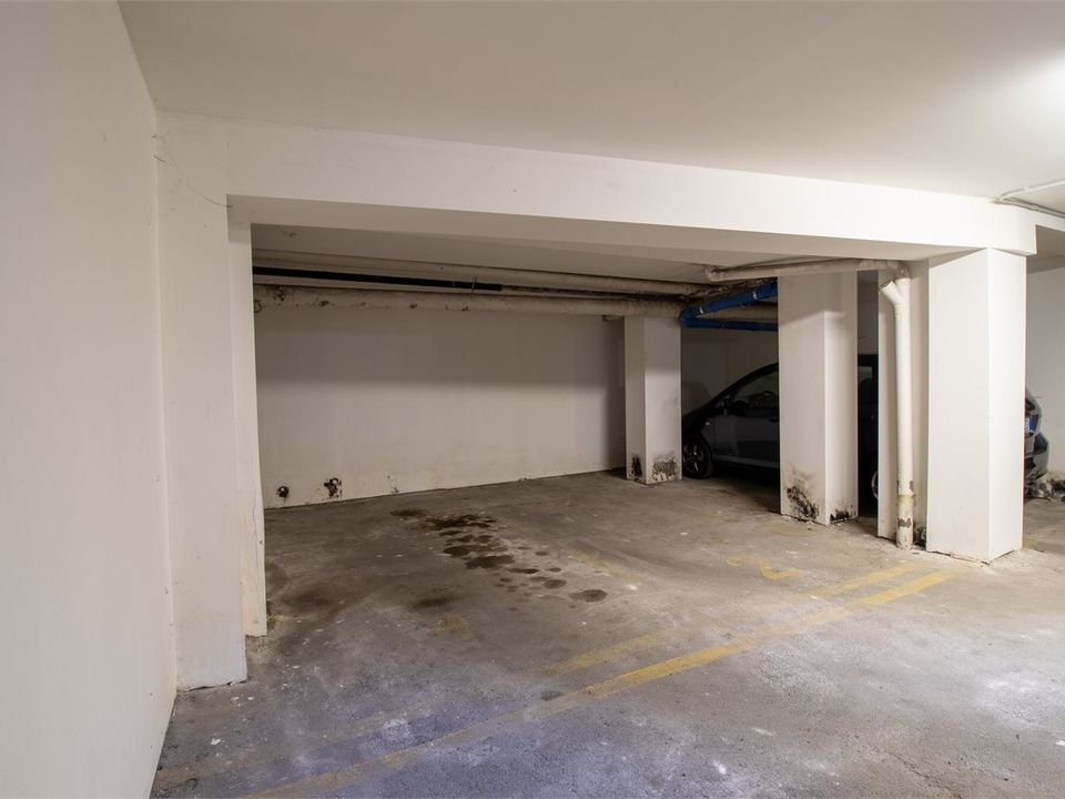 Espai d'estacionament a Lecco, Lecco - foto 2