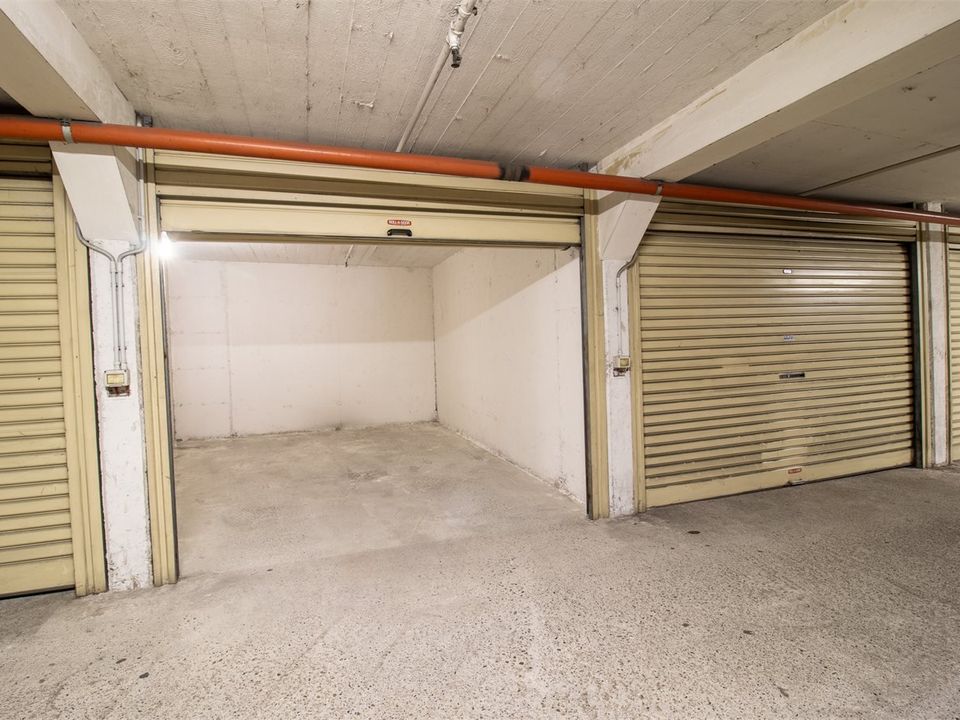 Espai d'estacionament a Lecco, Lecco - foto 3