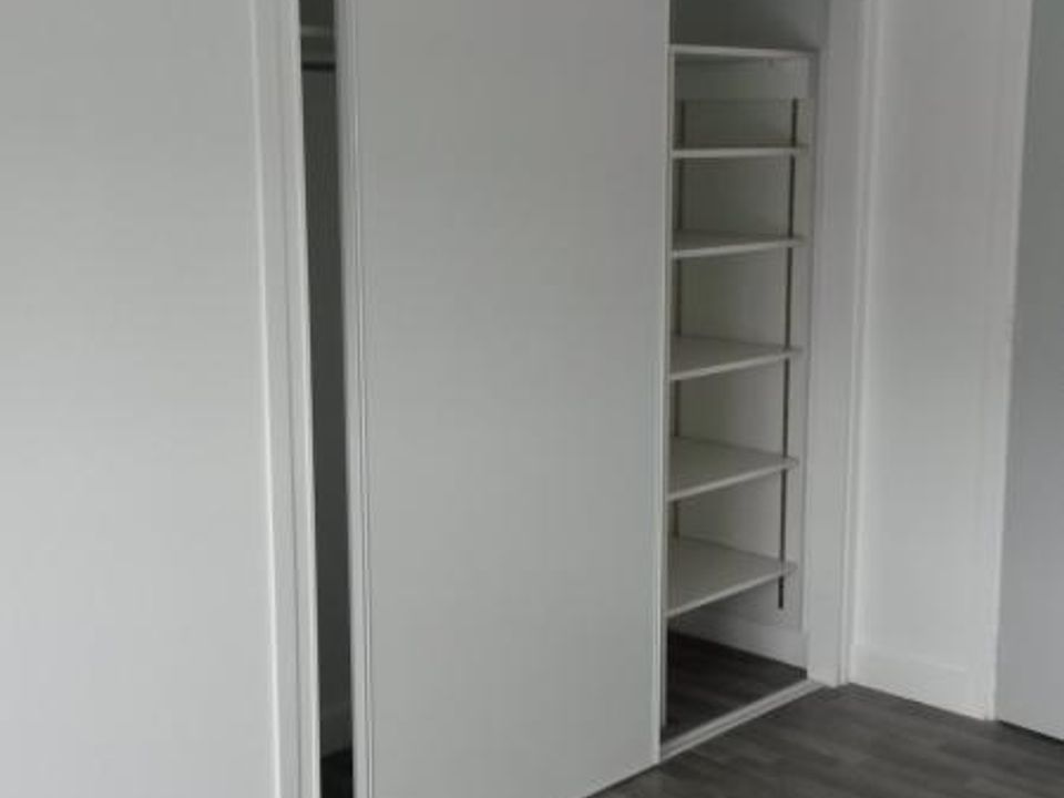 Apartment in Autun, Saone-et-Loire - photo 2