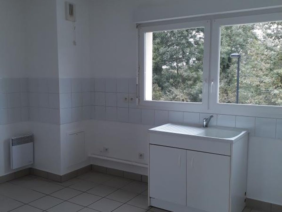 Apartment in Saint-Paul-de-Varax, Ain - photo 3