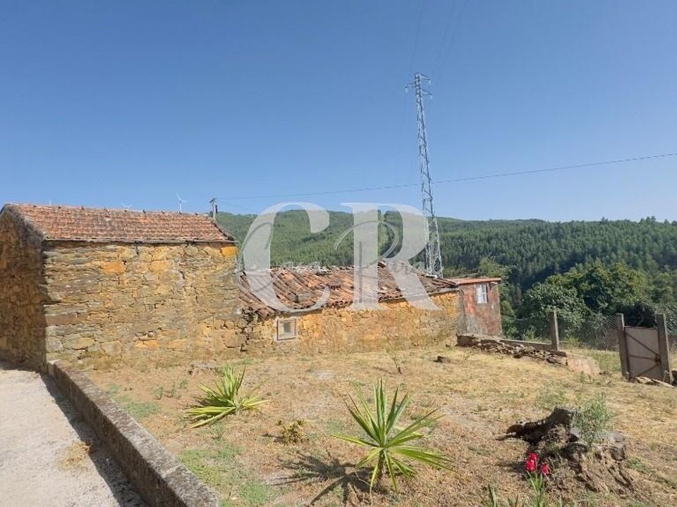 Dorpshuis in Serta, Castelo Branco - foto 1