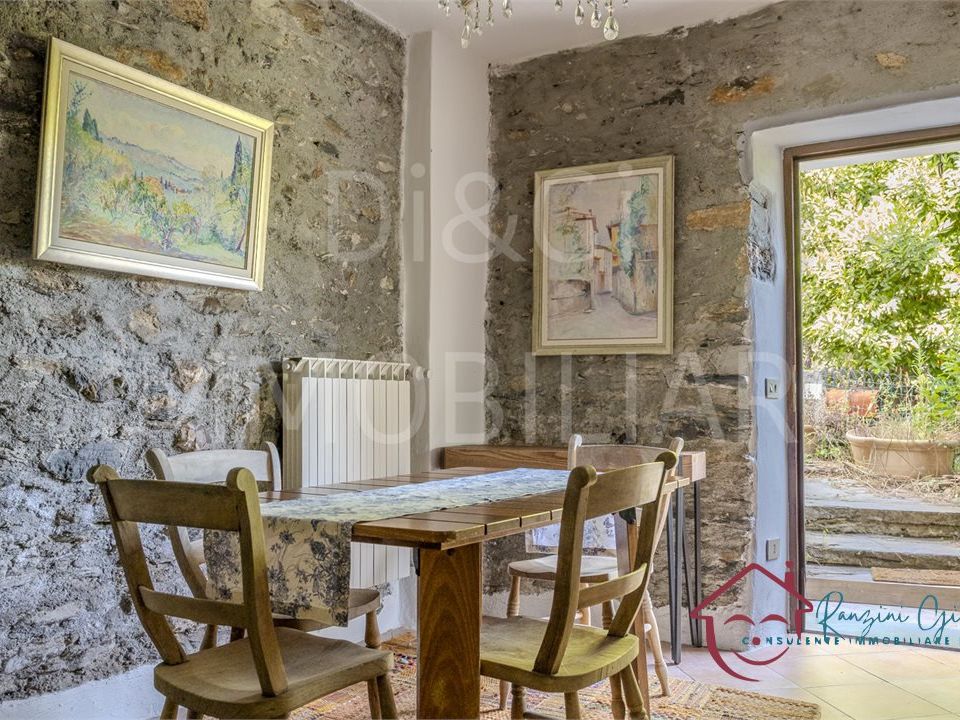 Herregård i Ranzo, Imperia - bilde 1
