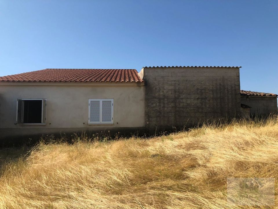 Farm hus i Ladoeiro, Castelo Branco - foto 1