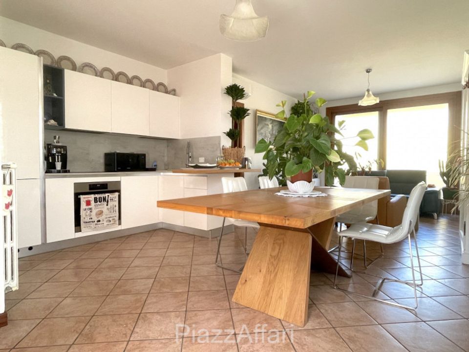 Villa - Piove di Sacco, Padua - photo 1