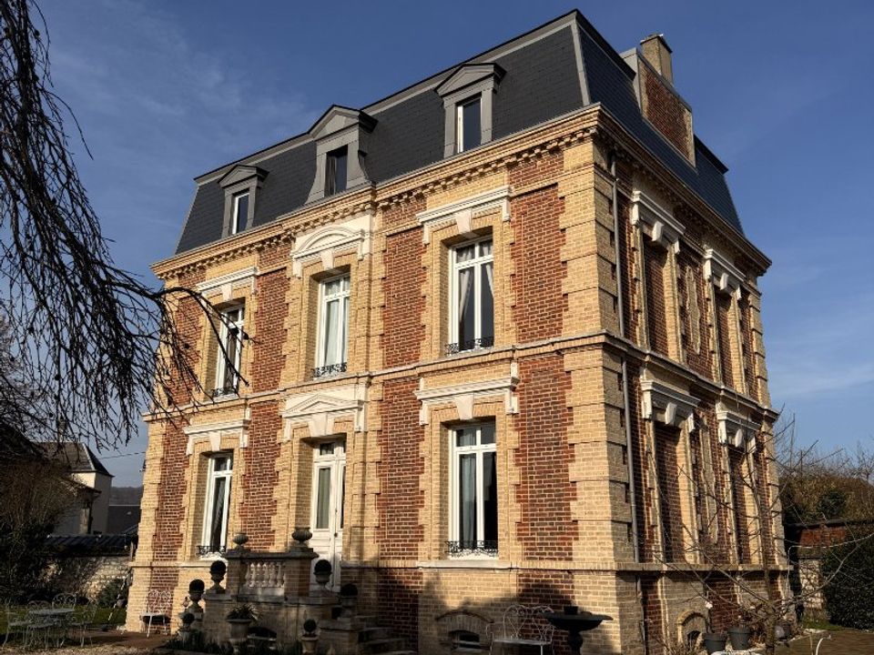 Villa a Saint-Aubin-les-Elbeuf, Seine-Maritime - foto 1