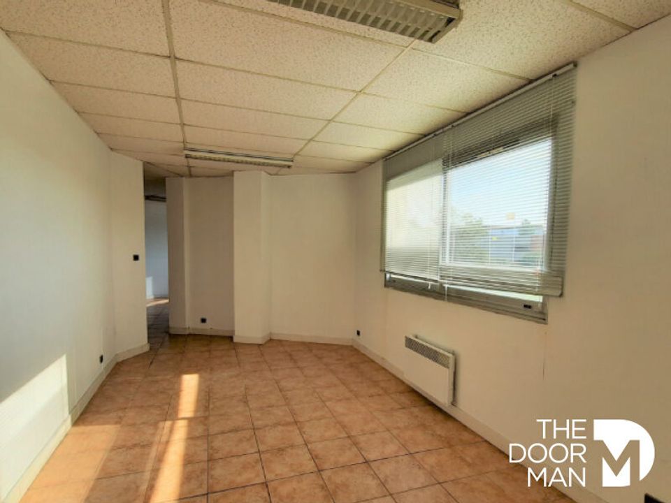 L'establiment comercial a Coignières, Yvelines - foto 4