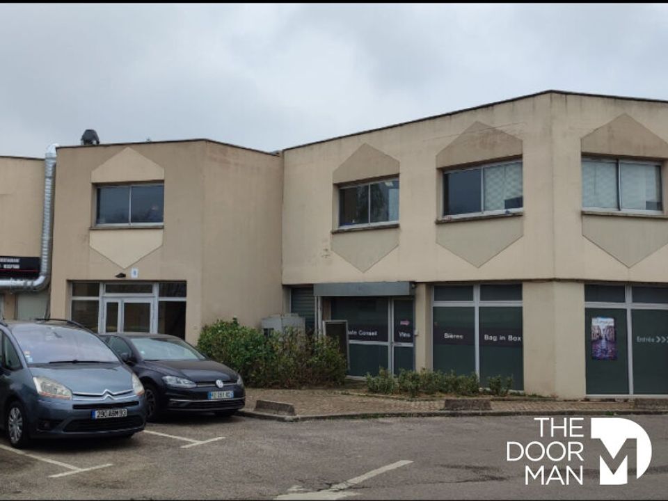 L'establiment comercial a Coignières, Yvelines - foto 3