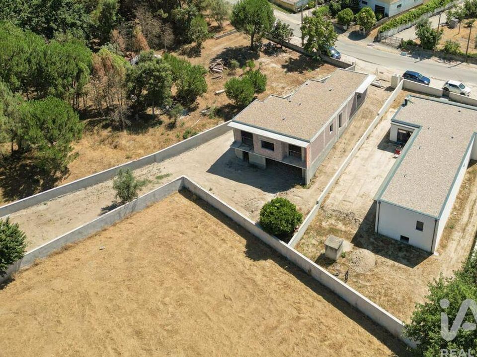 Dom szeregowy: Nelas, Viseu – zdjęcie 4