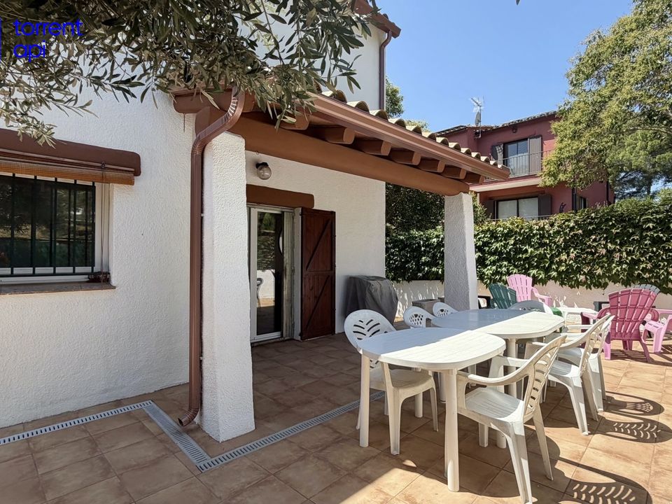 Casa de pueblo en L'Estartit, Gerona - foto 5