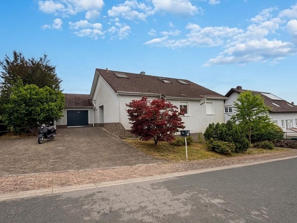 Villa i Neunkirchen-lès-Bouzonville, Moselle - bilde 1