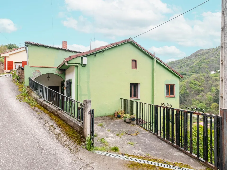 Villa i Aller, Asturias - foto 1