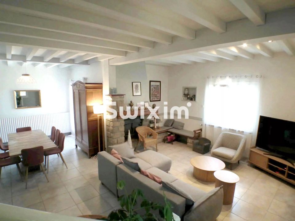 Villa i Lons-le-Saunier, Jura - foto 1