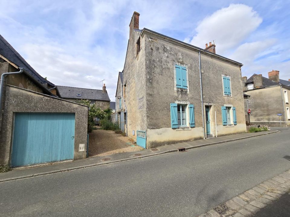 Casa de pueblo en Auvers-le-Hamon, Sarthe - foto 1