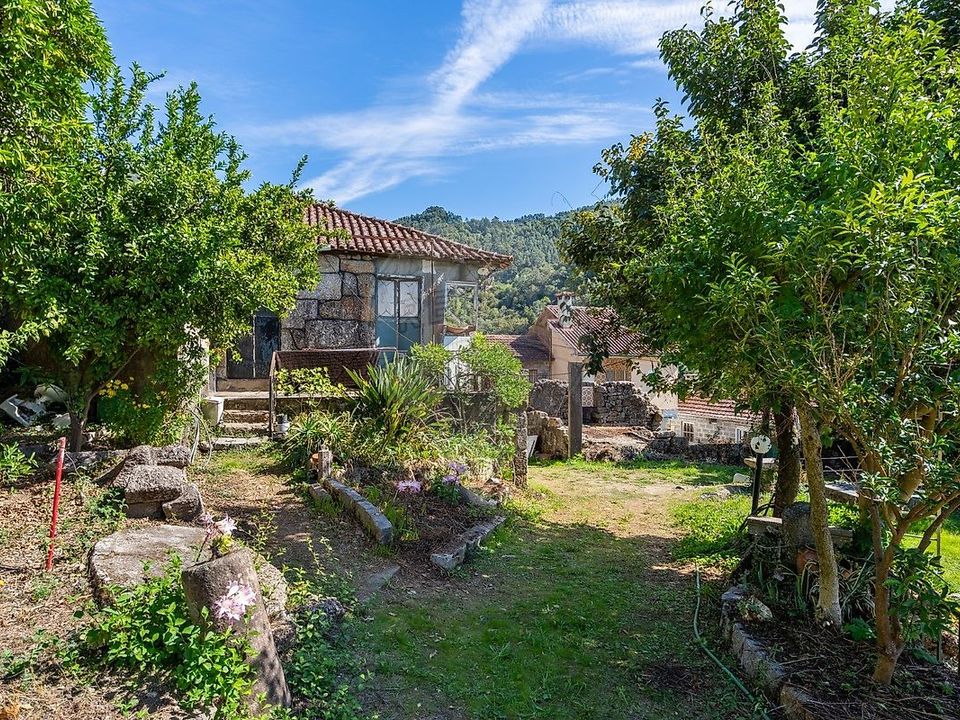 Villa in Terras de Bouro, Braga - foto 1