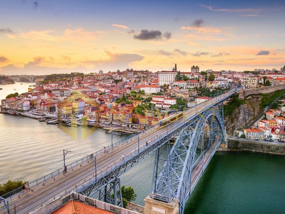 Helårsgrund i Santa Marinha do Zezere, Porto - foto 2