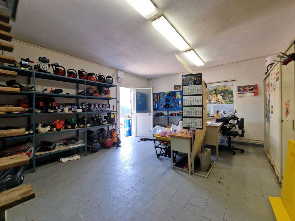 L'establiment comercial a Camporosso, Imperia - foto 3