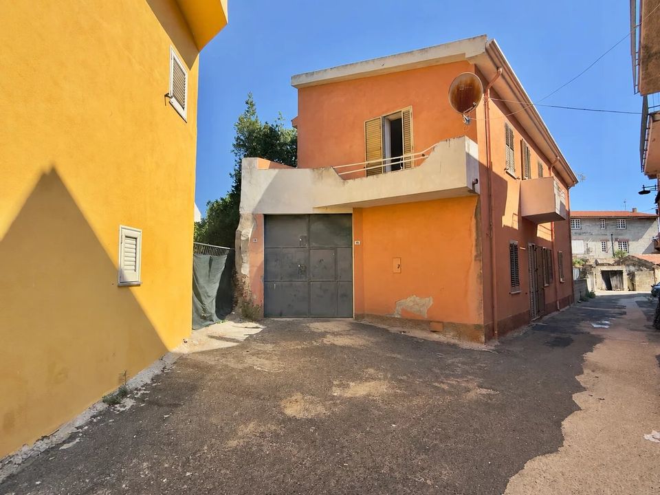 Villa i Torpe, Nuoro - foto 1