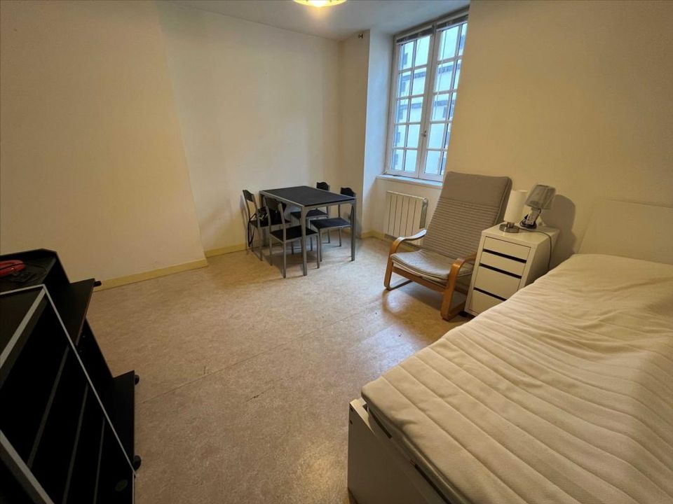 Apartment in Riom, Puy-de-Dome - photo 2
