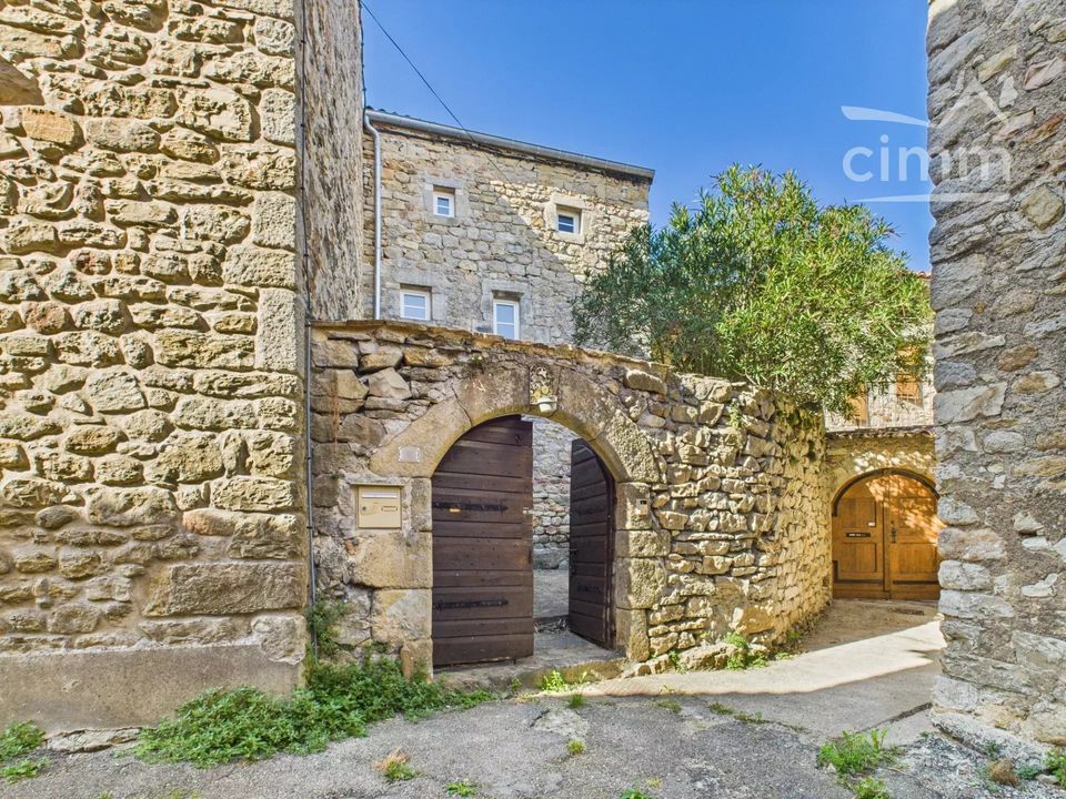 Villa in Saint-Paul-le-Jeune, Ardeche - foto 1