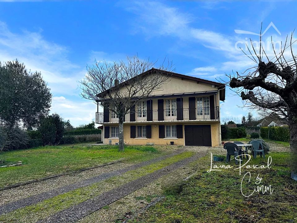 Haus in Prignac-et-Marcamps, Gironde - Foto 1