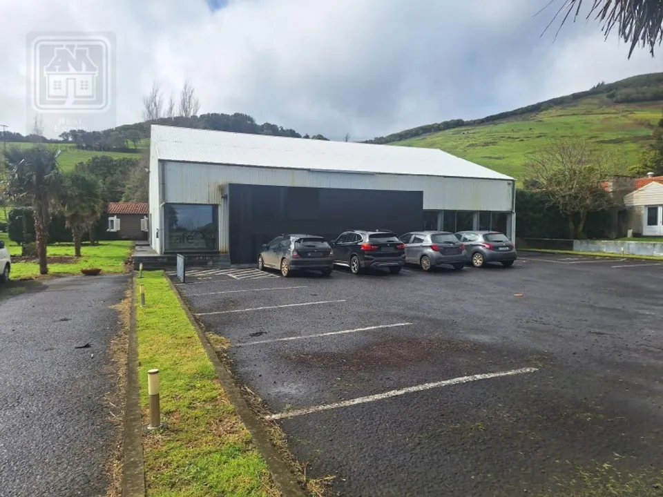 Commercieel vastgoed in Ilha do Faial, Faial - foto 1