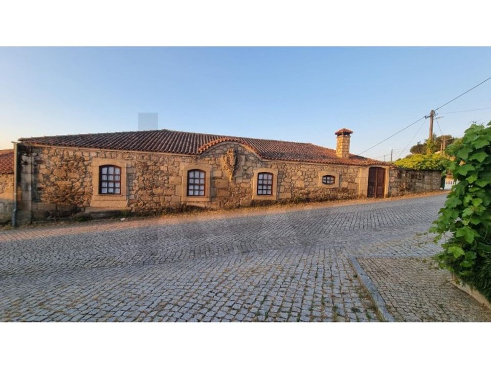 Farm i Longroiva, Guarda - foto 1