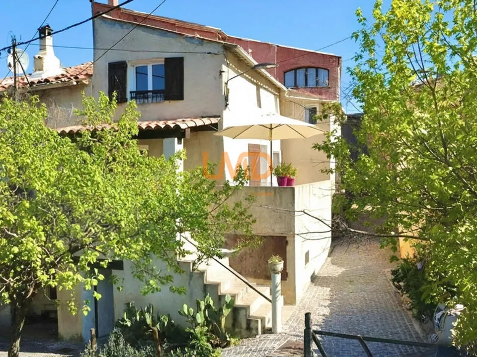 Landsbyhus i Saint-Antonin-du-Var, Var - foto 1