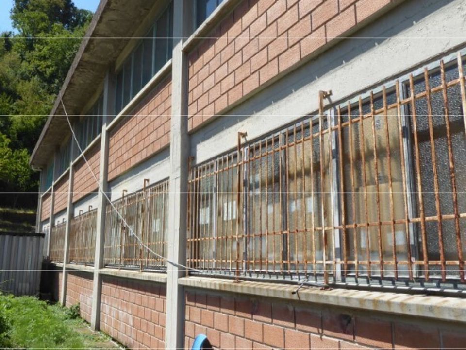 Erhvervsejendom i Cogorno, Genoa - foto 1