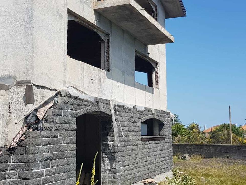 Propiedad comercial en Pedara, Catania - foto 2