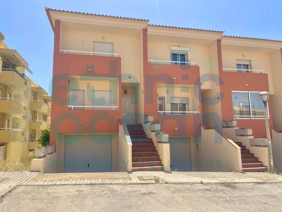Villa a Quarteira, Faro - foto 1