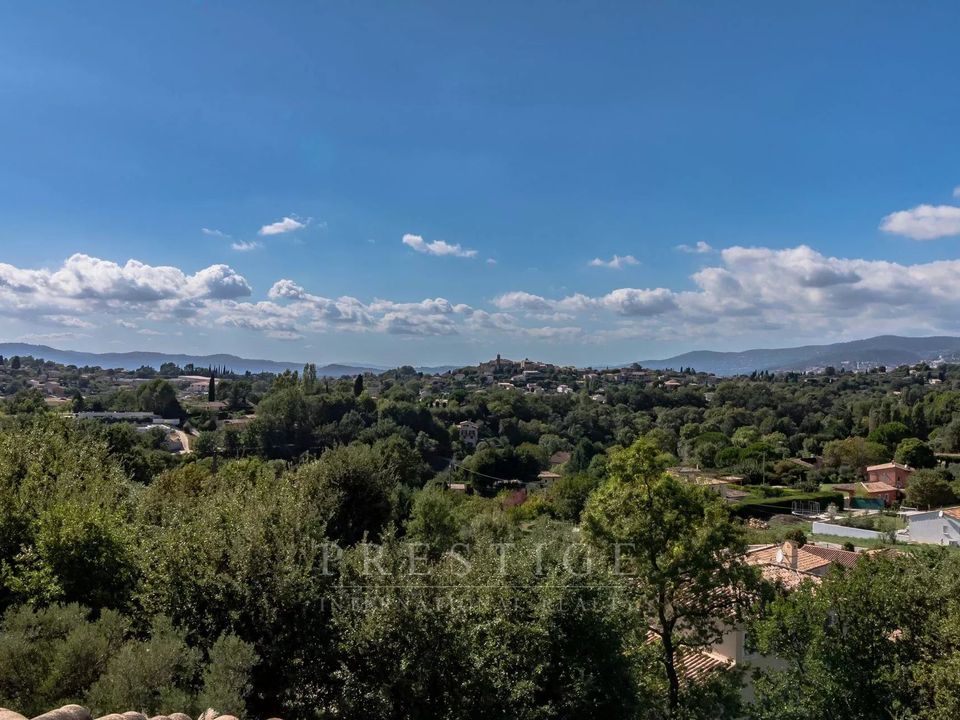 Helårsgrund i Chateauneuf-Grasse, Alpes-Maritimes - foto 1