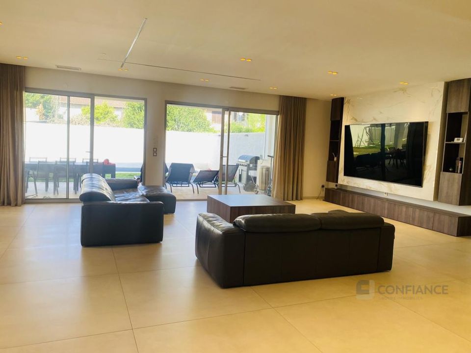 Villa a Villeurbanne, Rhone - foto 2