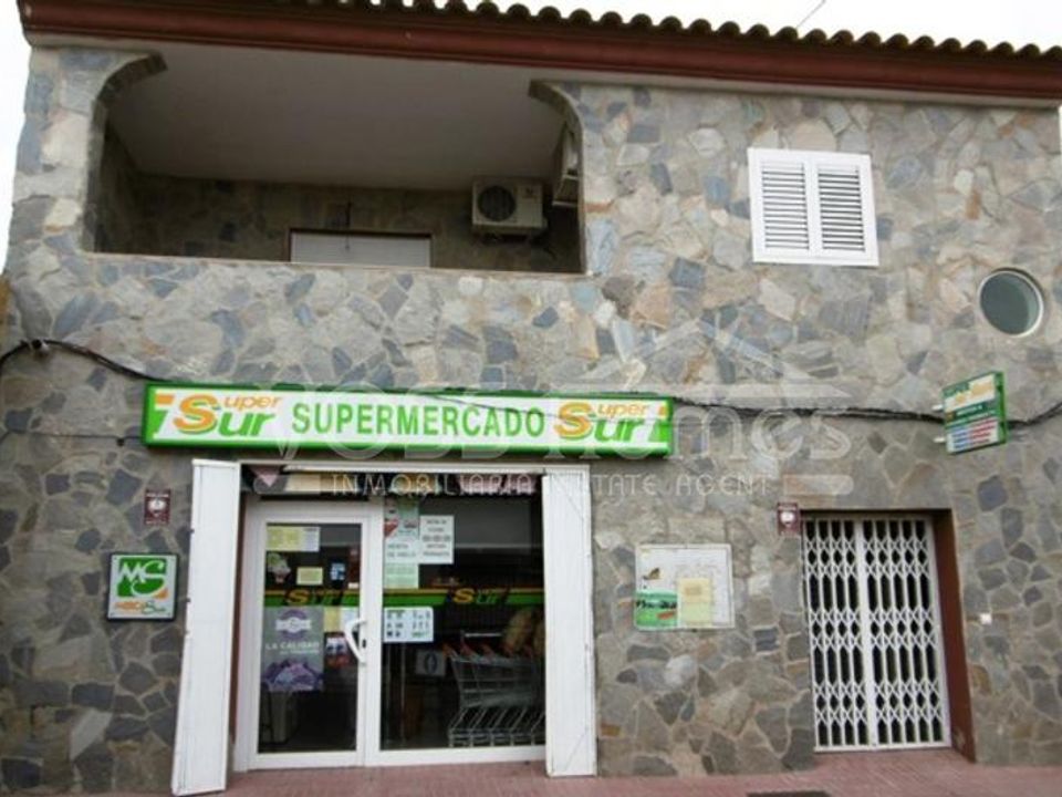 Erhvervsejendom i Huercal-Overa, Almeria - foto 1