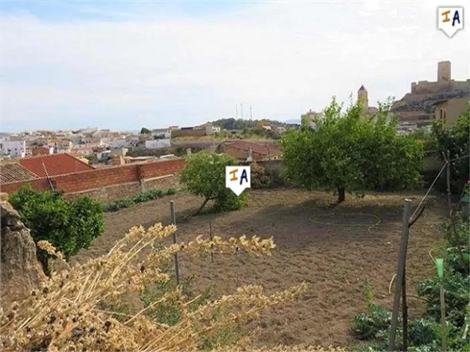 Helårsgrund i Alcaudete, Jaen - foto 1