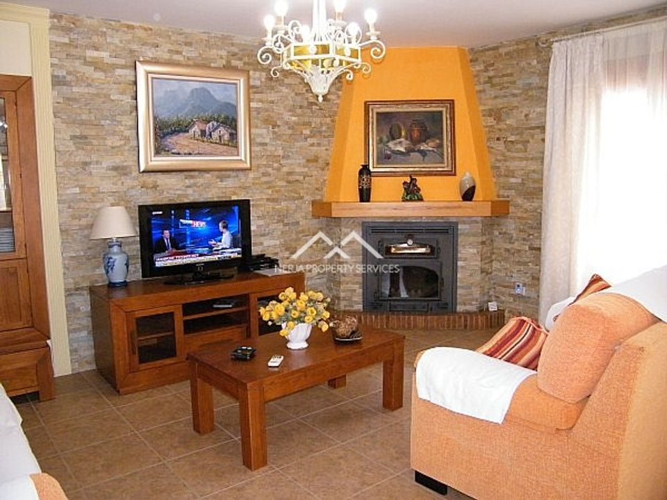 Villa en Nerja, Malaga - foto 2