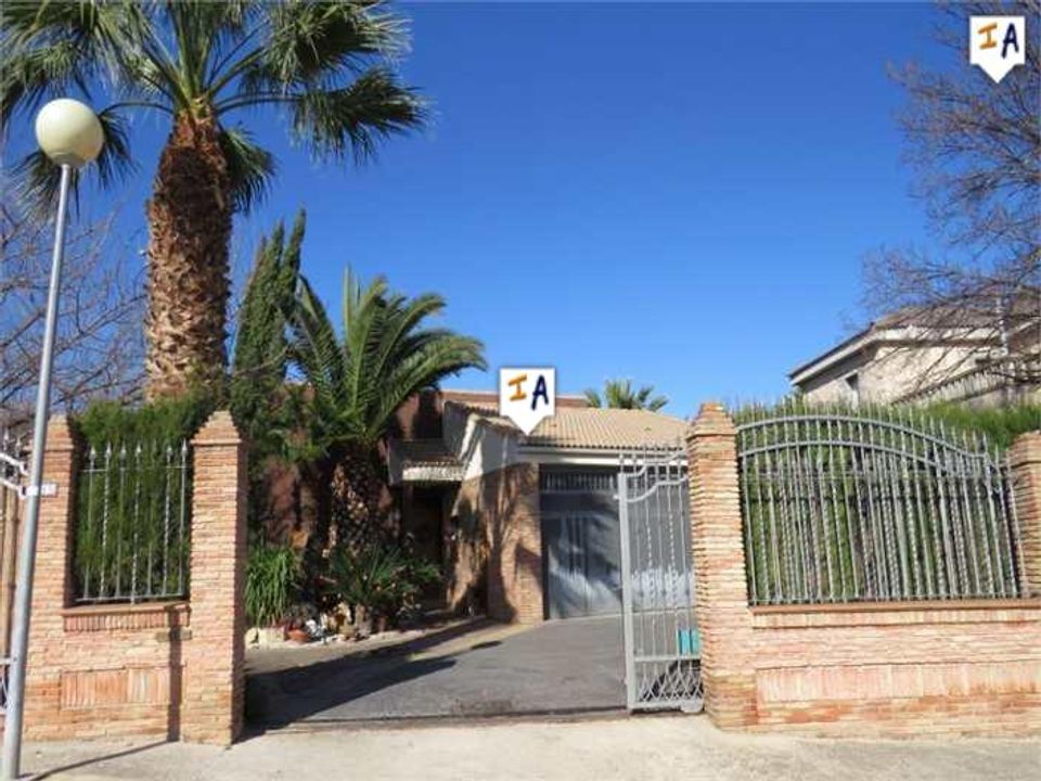 Villa en Jaen, Jaen - foto 2