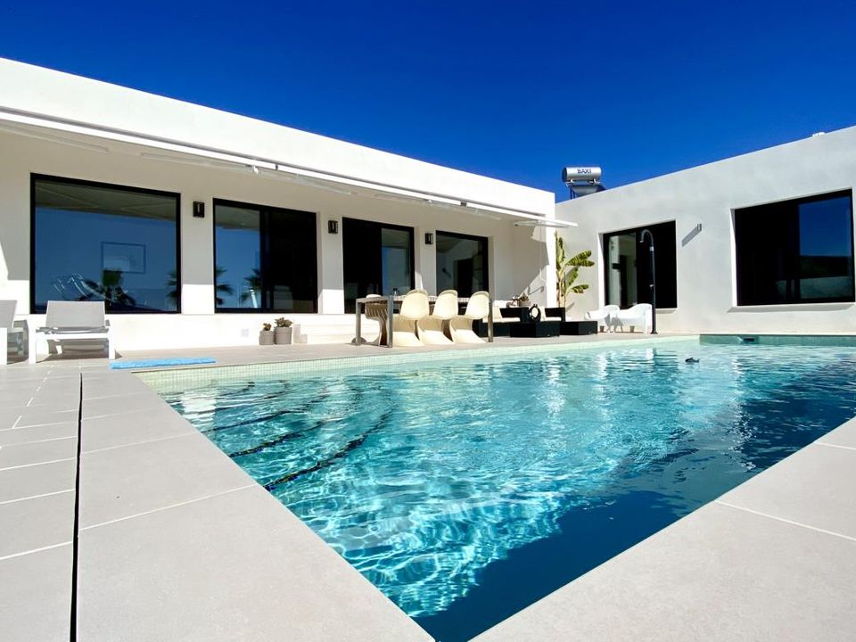 Villa i Hondon De Las Nieves, Alicante - foto 1